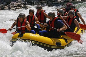 JGA Rafting München Umland | Wildwasser Raftingtour Isar Lenggries